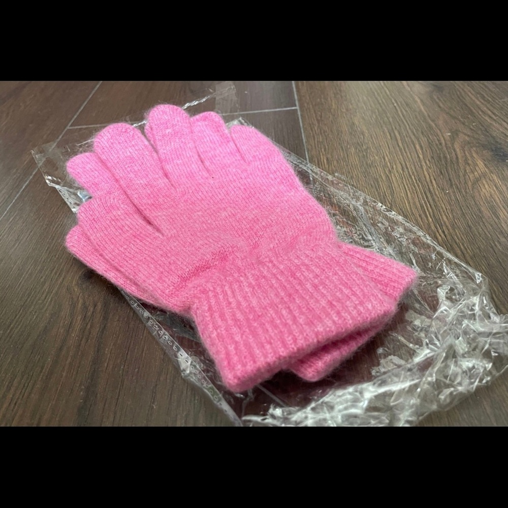 New Cashmere gloves pink